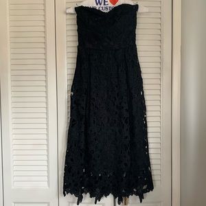 Black lace dress